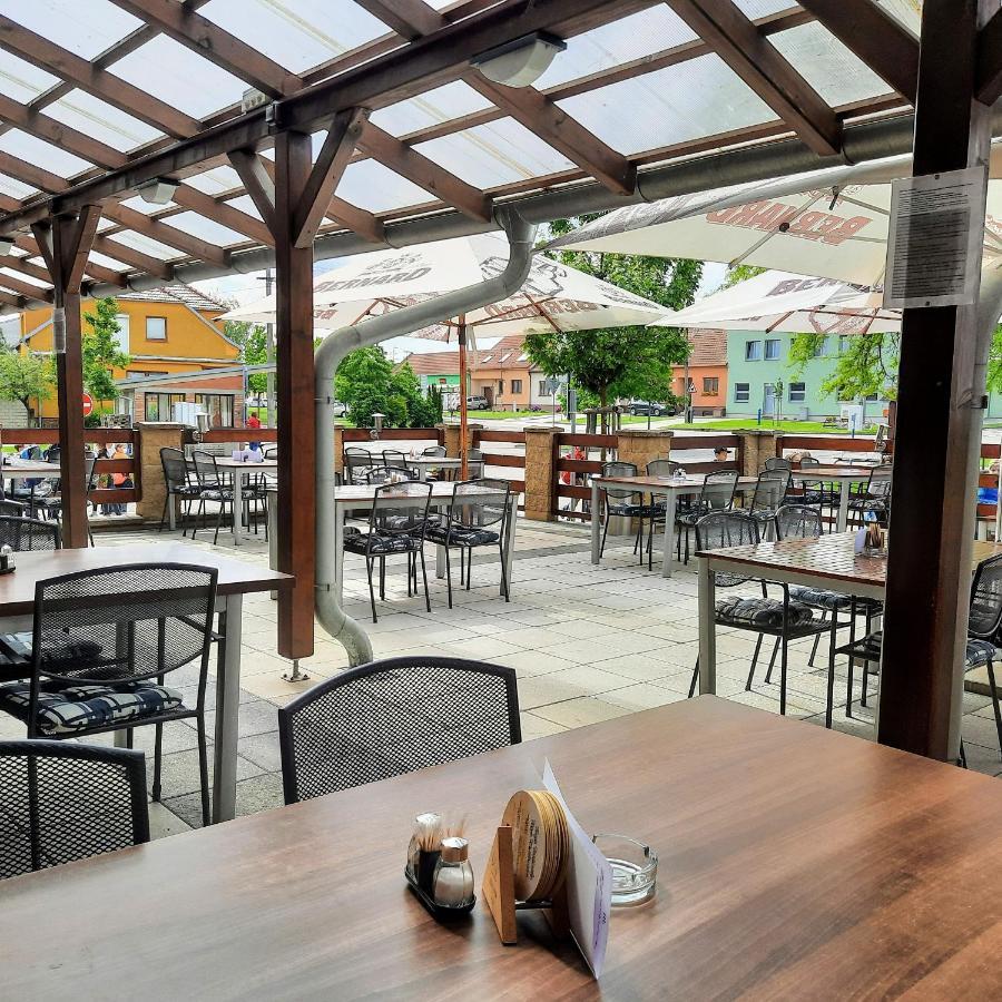 Moravský Žižkov 玛德里奇旅馆酒店 外观 照片